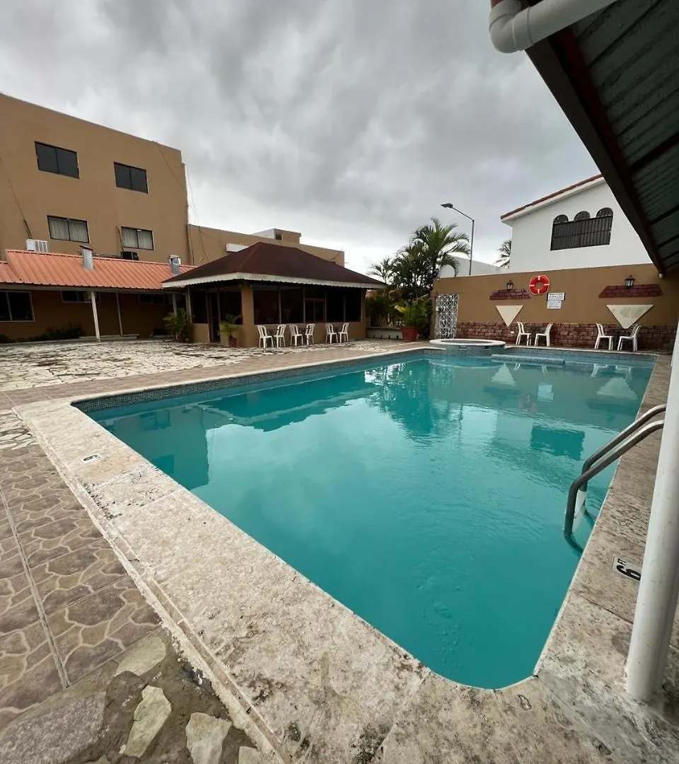 Hotel Tropicana La Viva