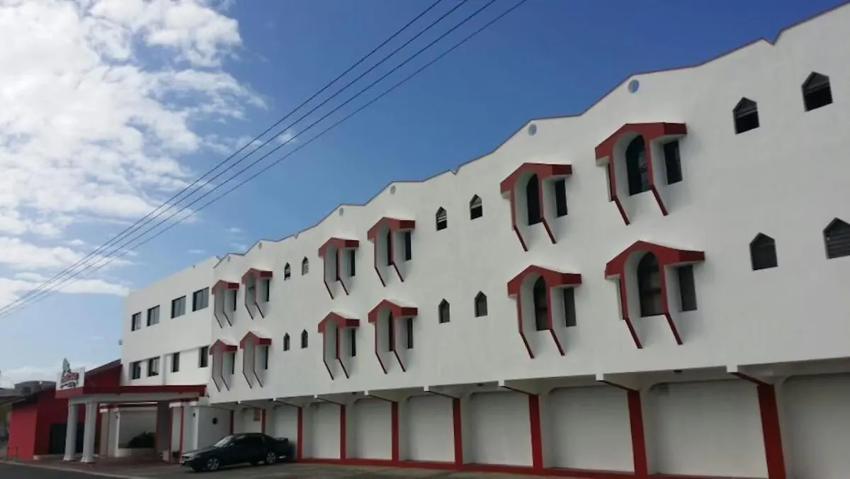 Hotel Tropicana La Viva