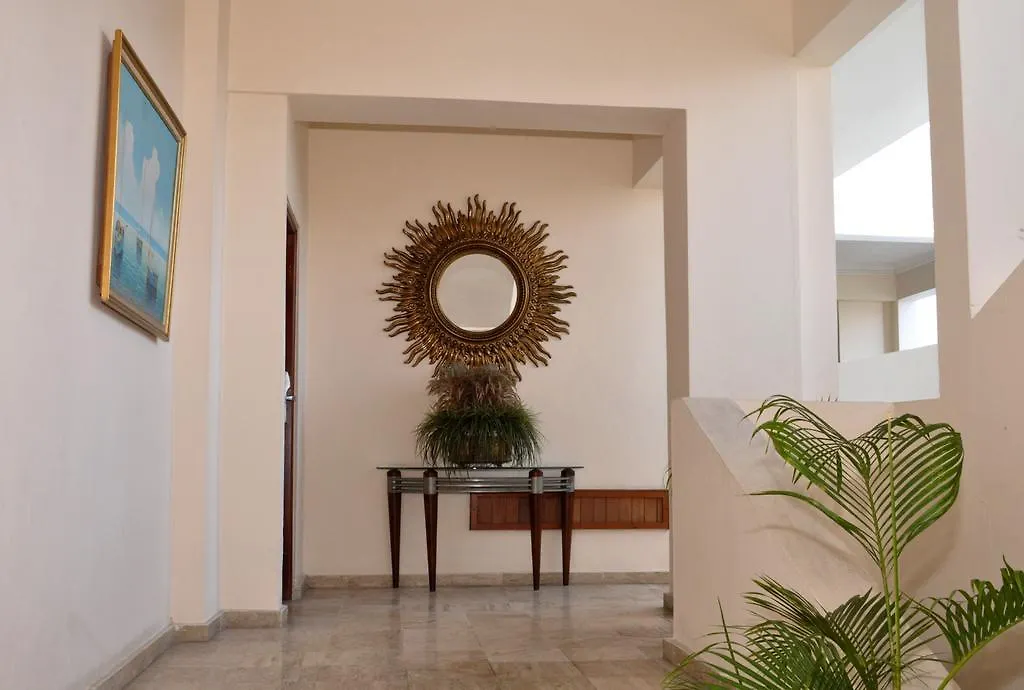 Hotel Tropicana La Viva
